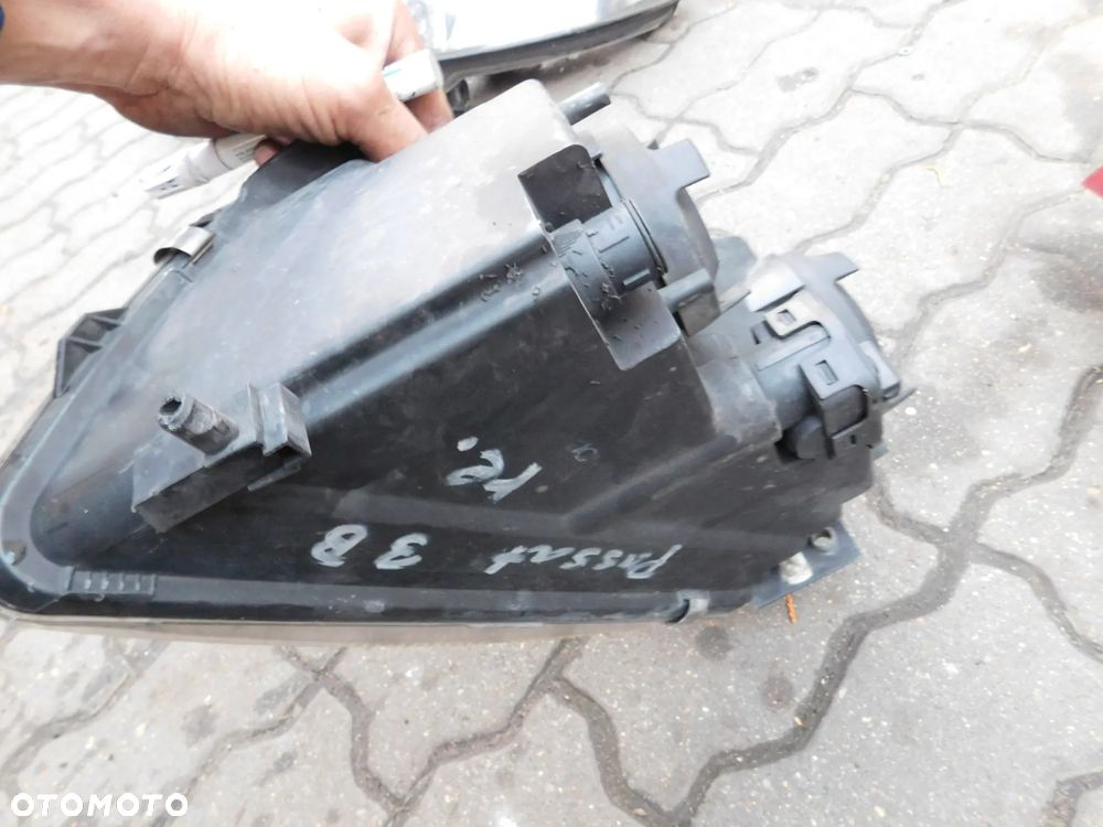 lampa prawa VW PASSAT B5 97-00 EUROPA - 4