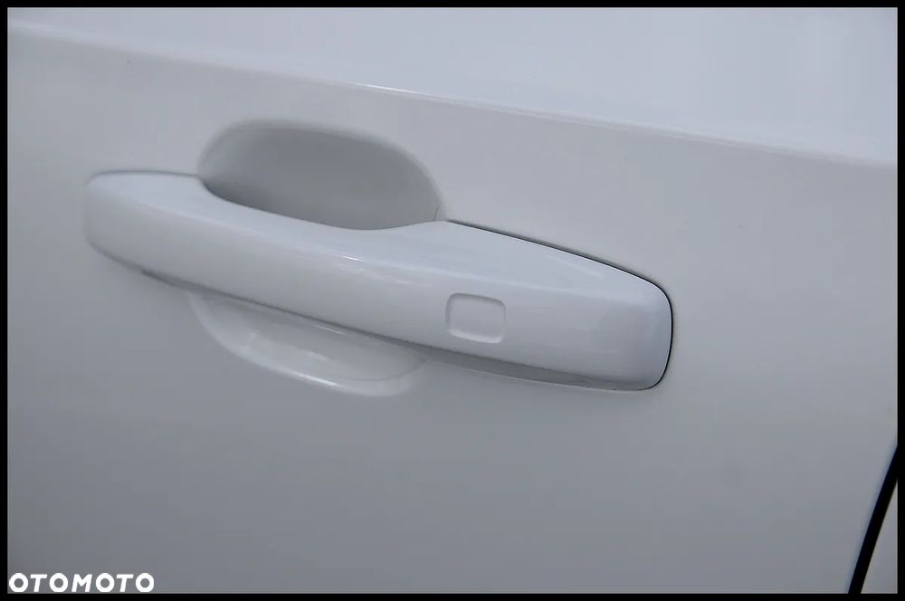 Volvo V90 Cross Country D5 AWD Ocean Race - 23