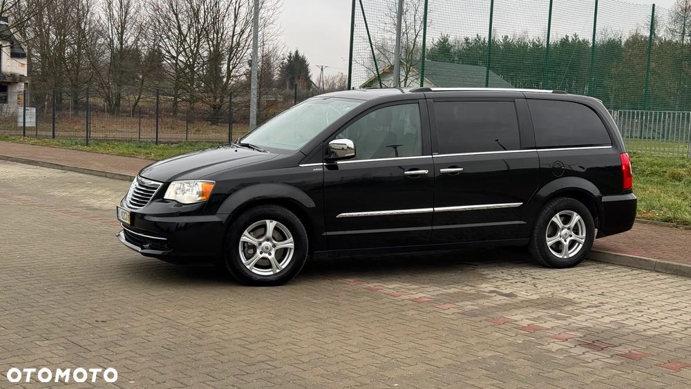Chrysler Grand Voyager 2.8 CRD Limited - 31