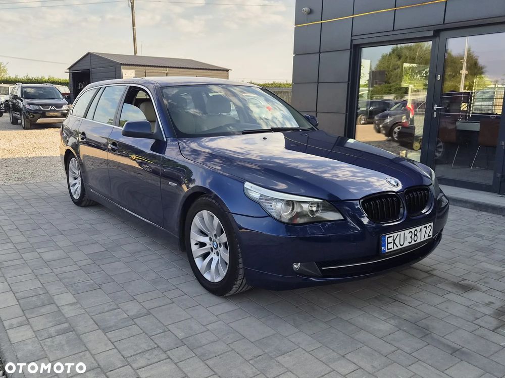 BMW Seria 5 520i - 1
