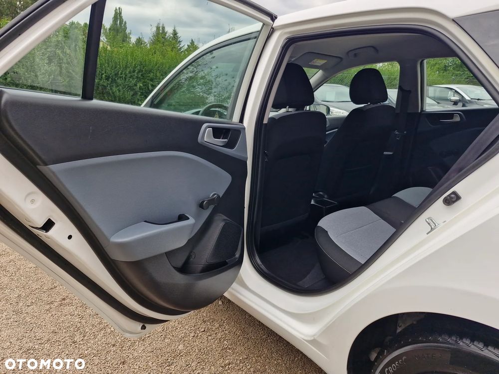 Hyundai i20 1.25 Classic + - 14