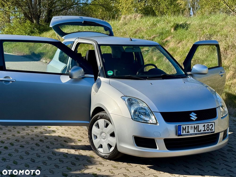 Suzuki Swift 1.3 Comfort - 23
