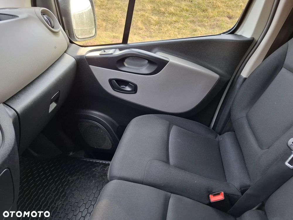 Renault TRAFIC - 15