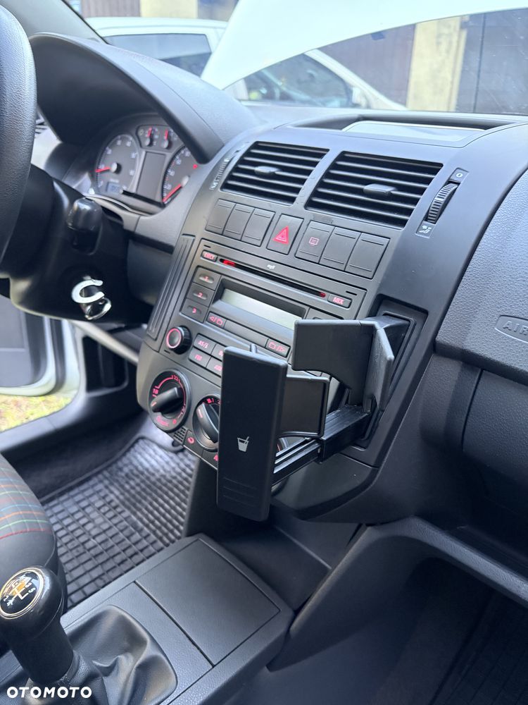 Volkswagen Polo - 12