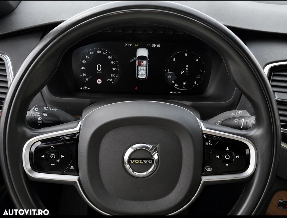 Volvo XC 90 B5 MHEV AWD 7 locuri Momentum Pro - 11