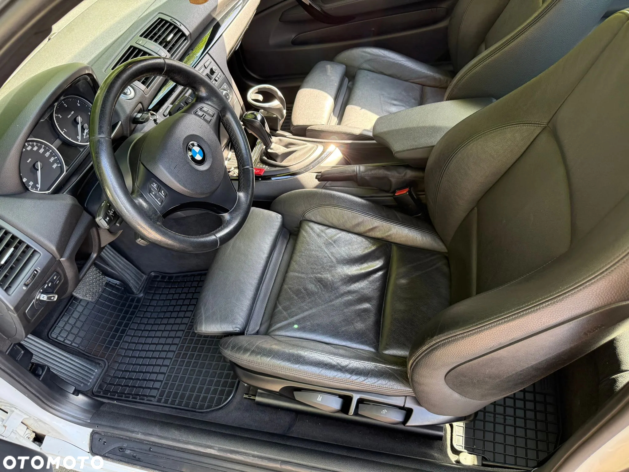 BMW Seria 1 - 21