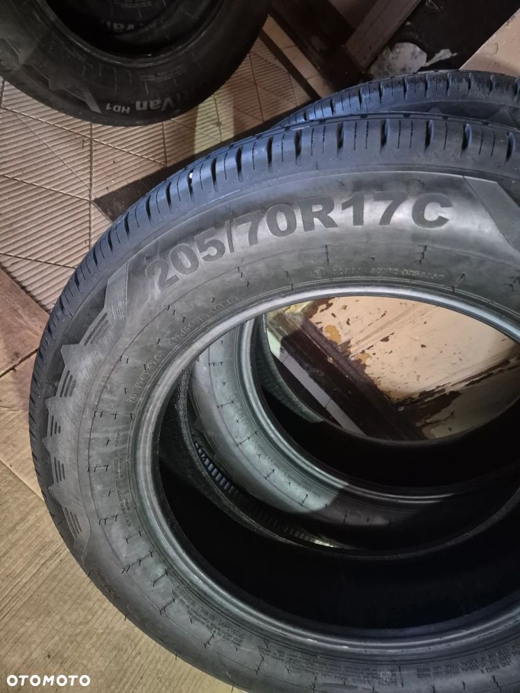 Opony BUS Giti 205/70 R17C - 5