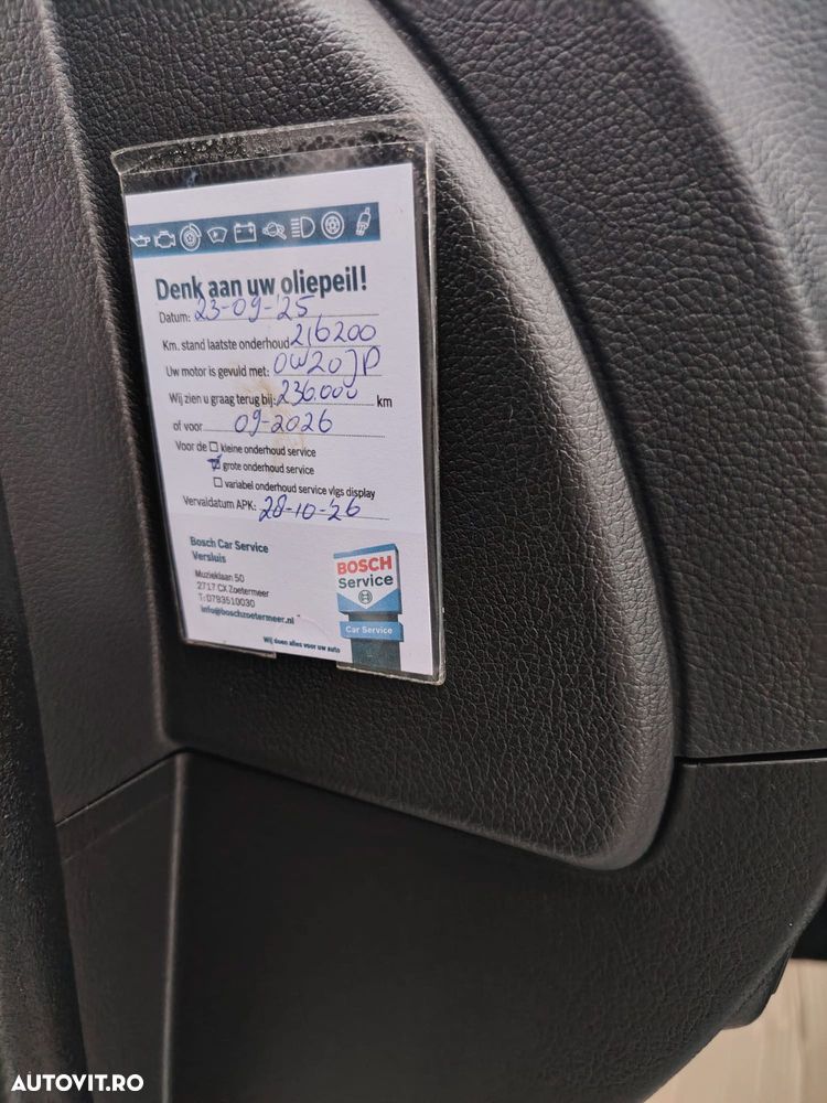 Mitsubishi Outlander 2.0 4WD Top - 11