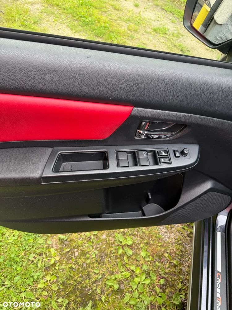 Subaru XV 2.0i Lineartronic Exclusive + - 4