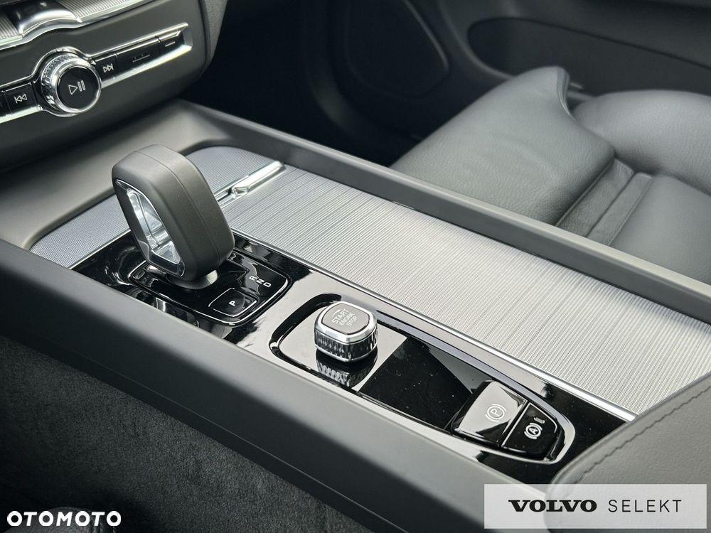 Volvo XC 60 - 22