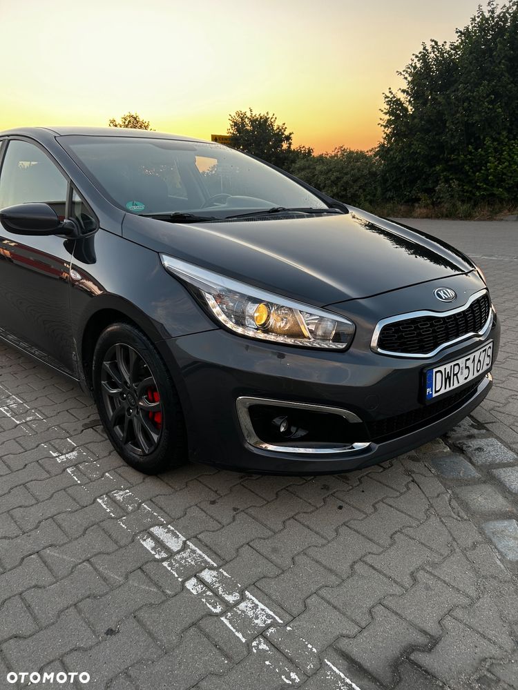 Kia Ceed 1.6 GDI Edition 7 - 11