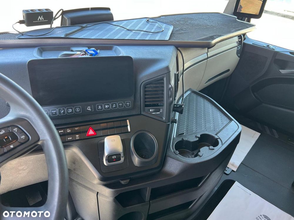 Mercedes-Benz 1845 L - 10