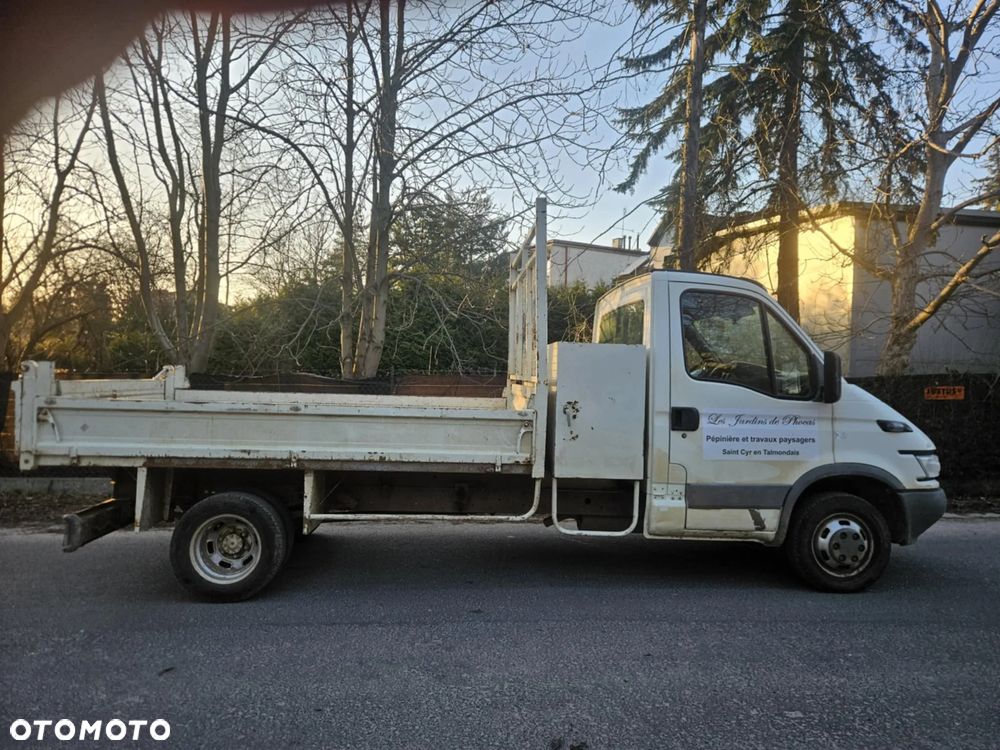 Iveco DAILY  35C13  ZDROWY  2004 rok - 1