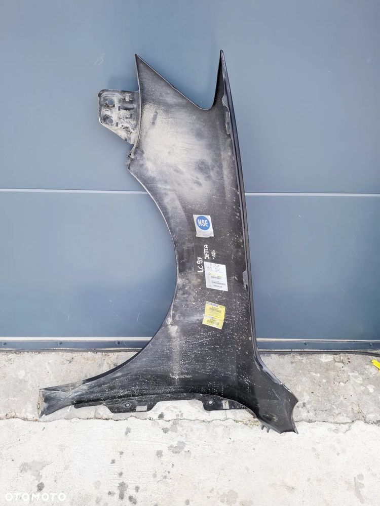 Błotnik Prawy Przód Przedni VW Jetta 5C Lift - 13