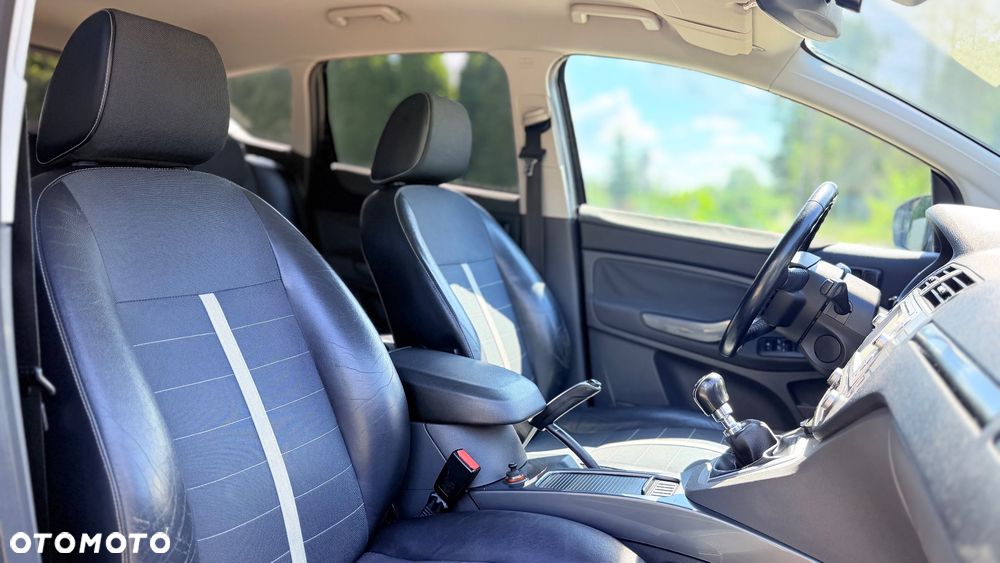 Ford Kuga 2.0 TDCi 2x4 Trend - 18