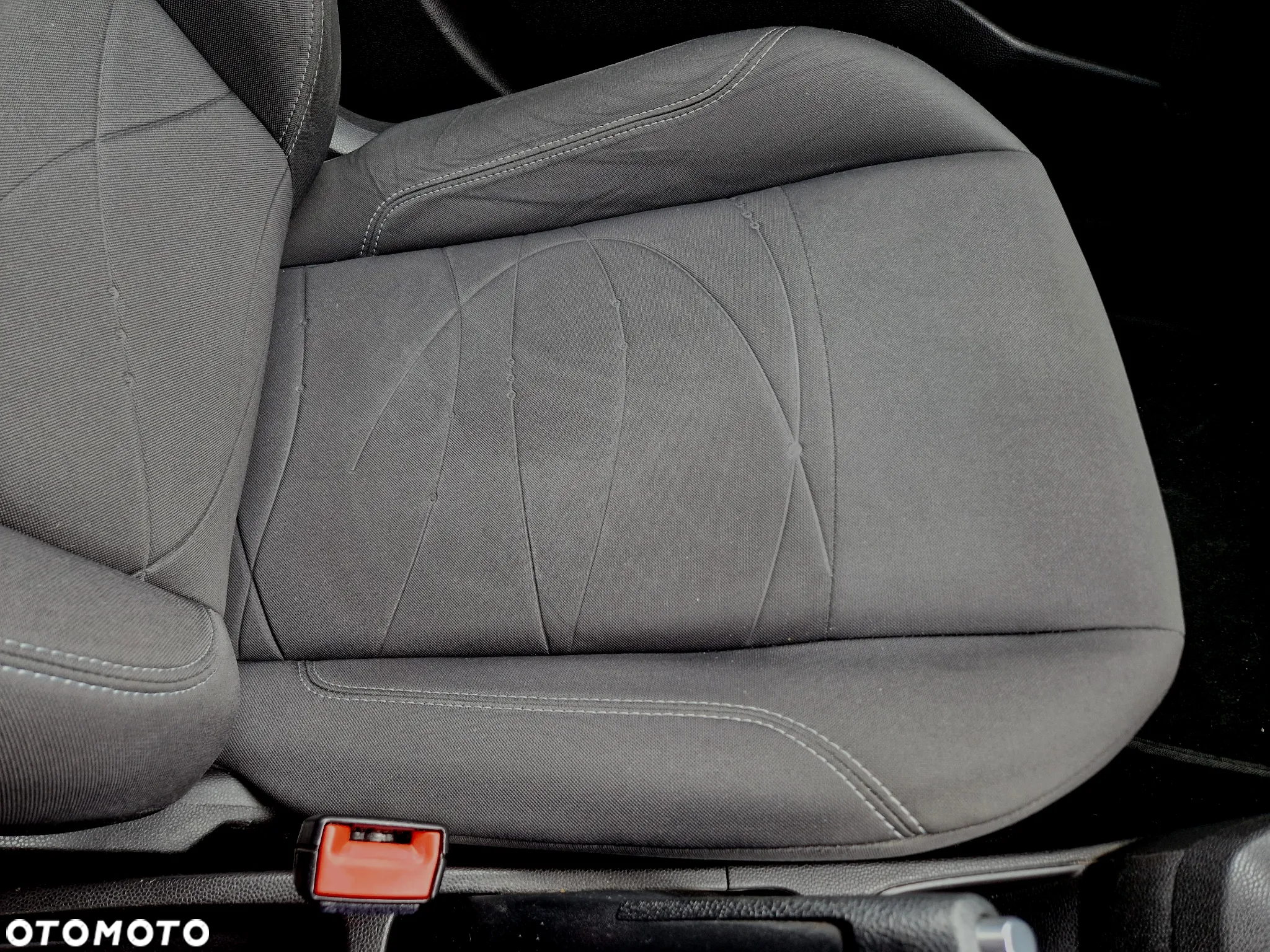 Ford Fiesta 1.0 EcoBoost S&S TREND - 33