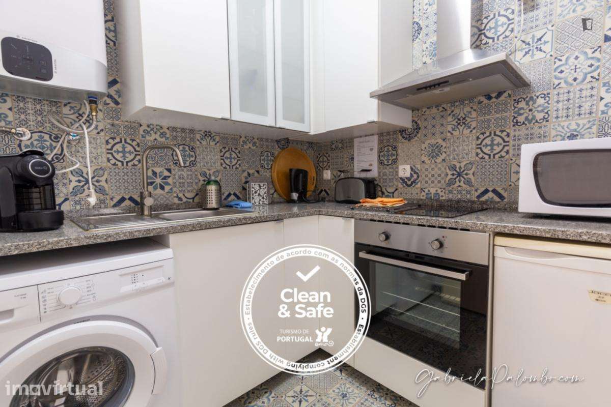 Quarto - localizado em Estrela Lisbon - Grande imagem: 2/12
