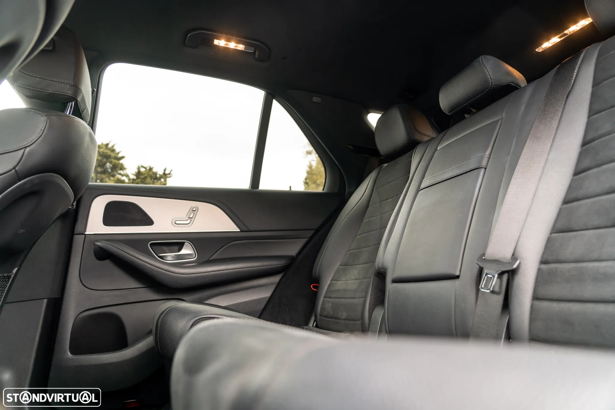 Mercedes-Benz GLE 300 d 4Matic - 10