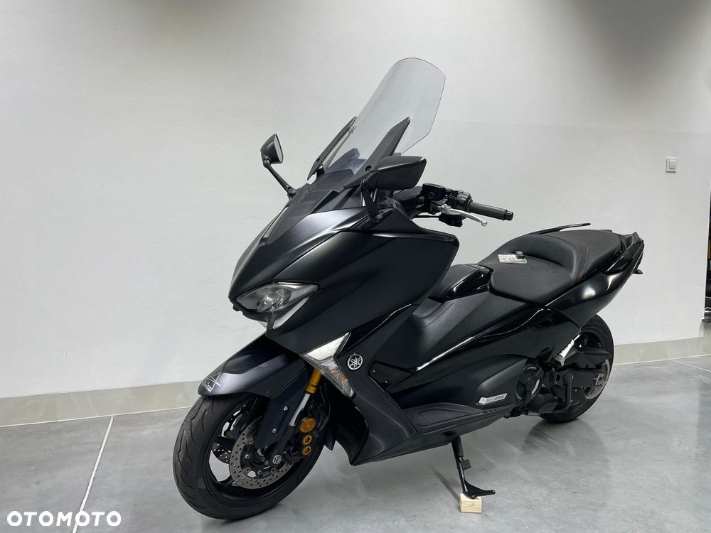 Yamaha Tmax - 17