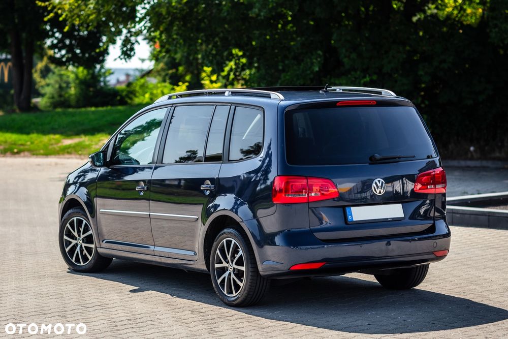 Volkswagen Touran 2.0 TDI Highline - 15