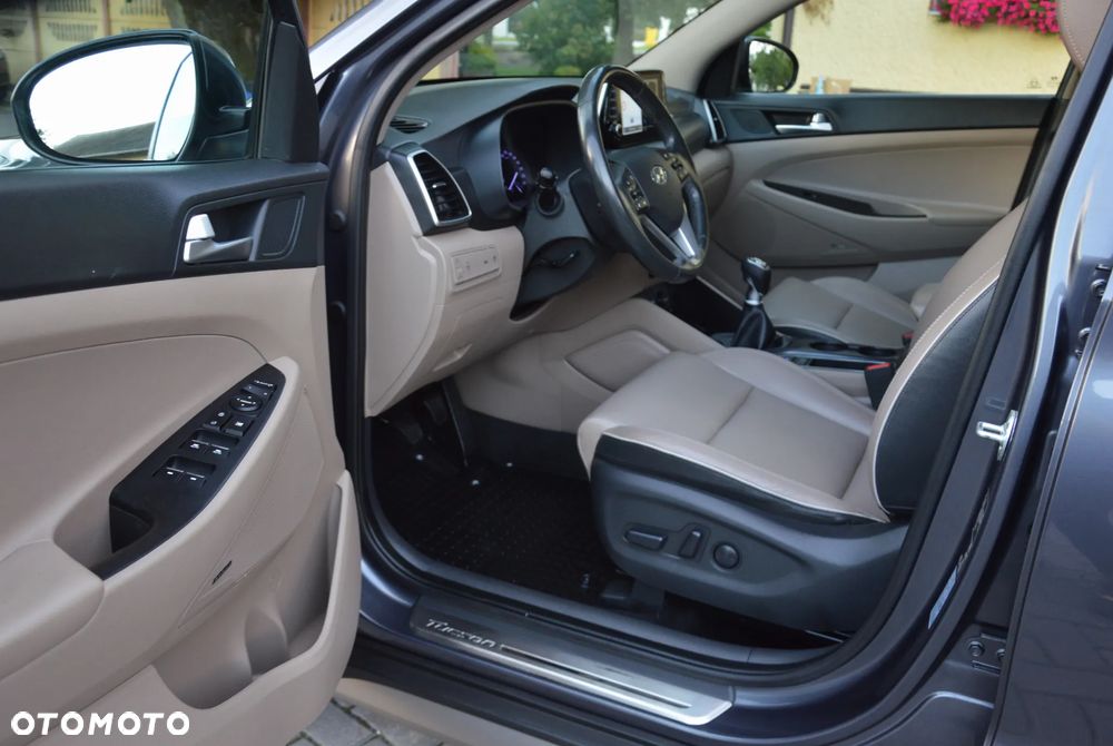 Hyundai Tucson - 14