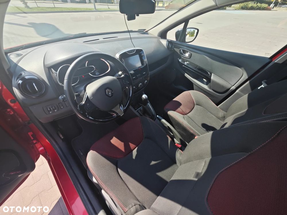 Renault Clio 1.2 16V Zen - 10