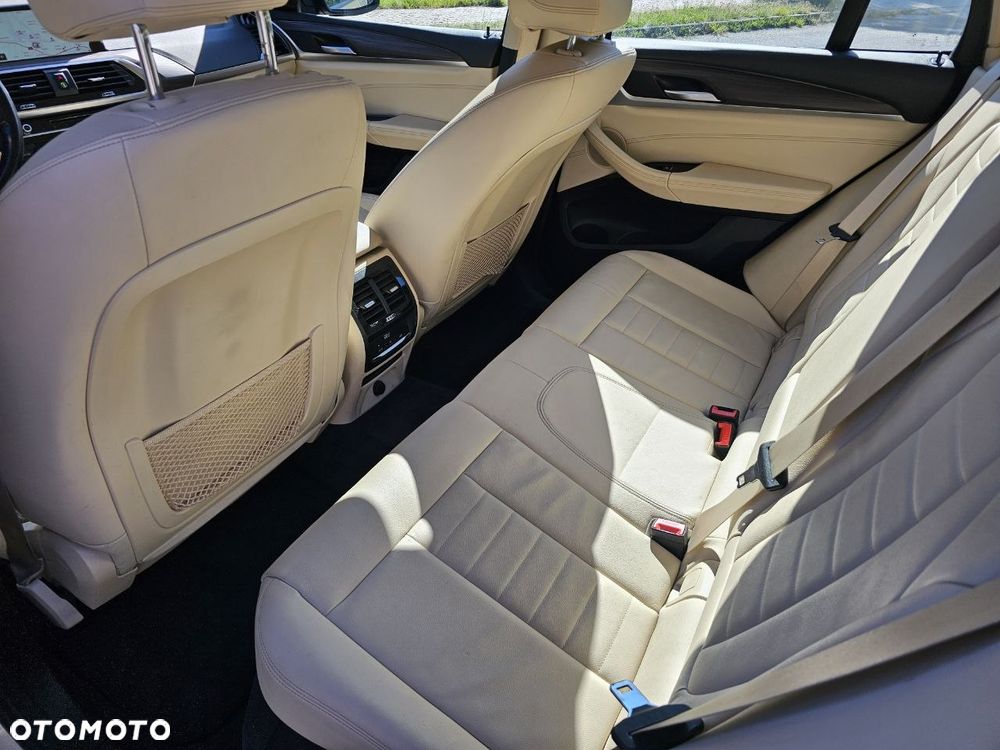 BMW X3 xDrive25d - 25