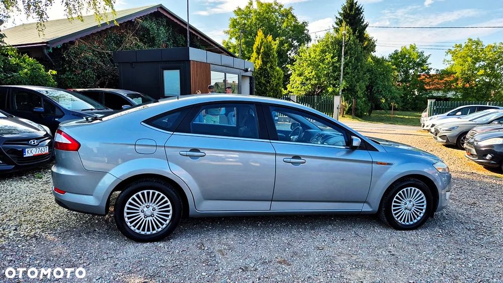 Ford Mondeo 2.0 Platinium X - 12