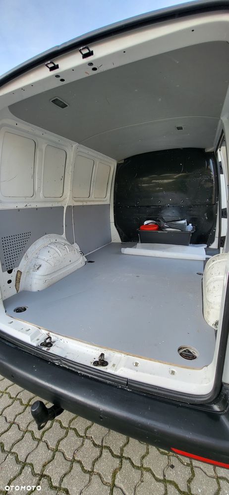 Volkswagen Transporter T6 TDI L1H1 - 16