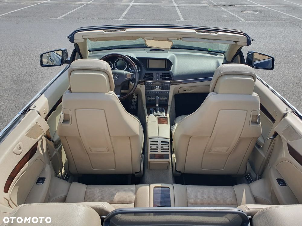 Mercedes-Benz Klasa E - 16
