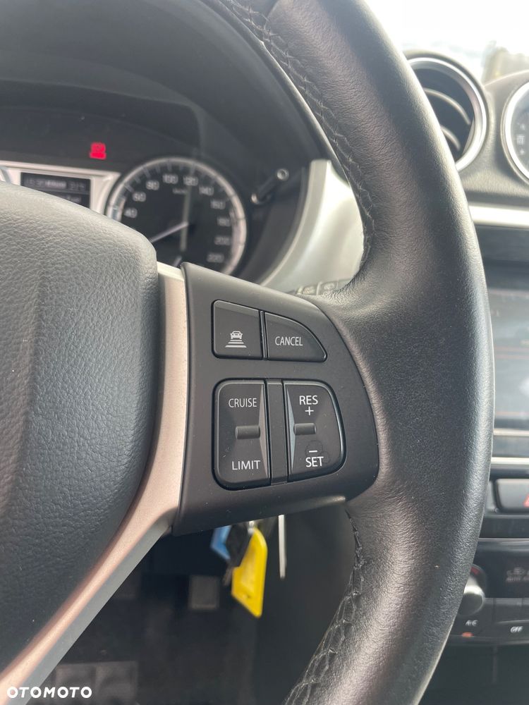 Suzuki Vitara 1.6 DDiS (4x4) Allgrip Comfort - 23