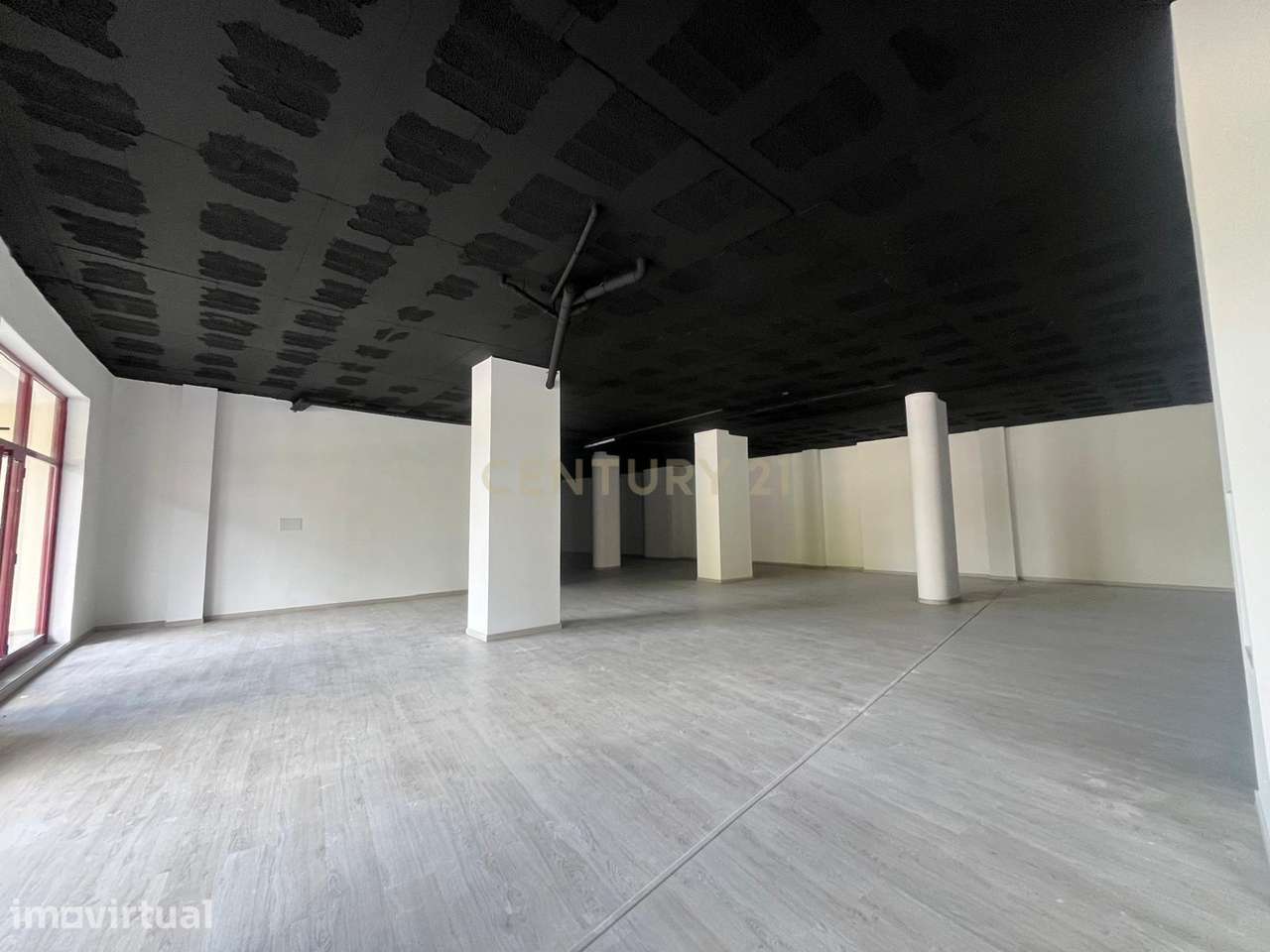 ARRENDA-SE | Espaço Comercial / Serviços em Barcarena – Oeiras - Grande imagem: 4/10