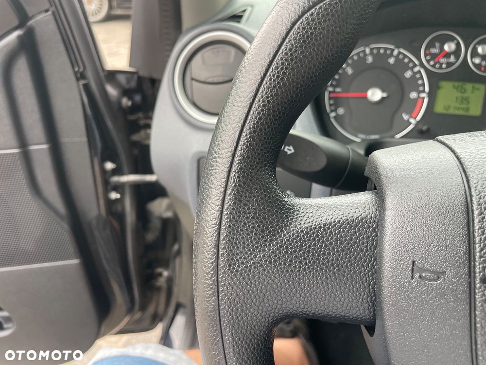 Ford Fiesta 1.3 Ambiente - 17
