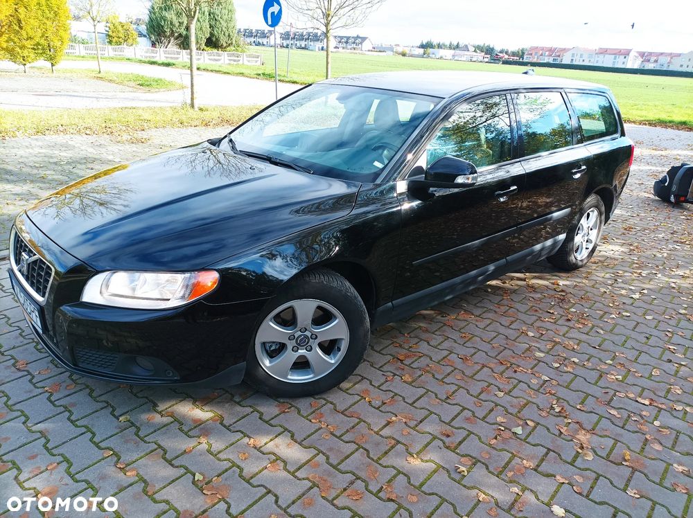 Volvo V70 2.0D Summum - 2