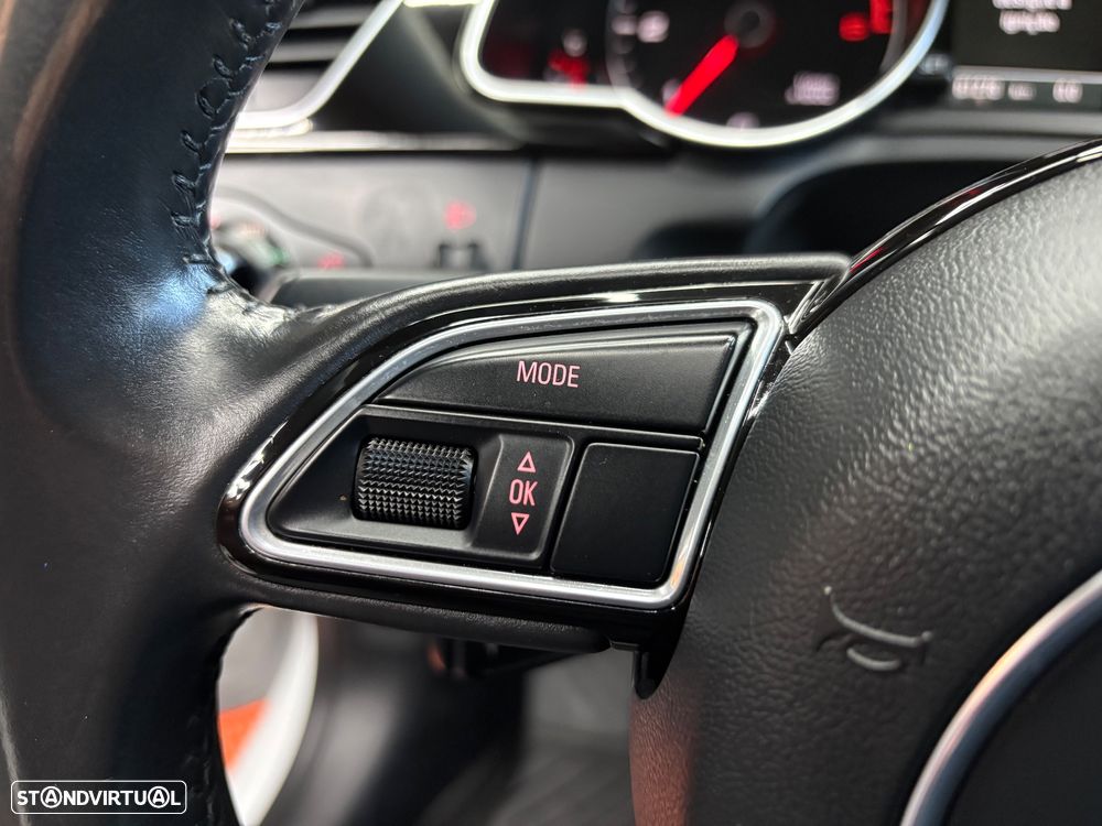 Audi A5 2.0 TDI quattro S tronic S-line - 42