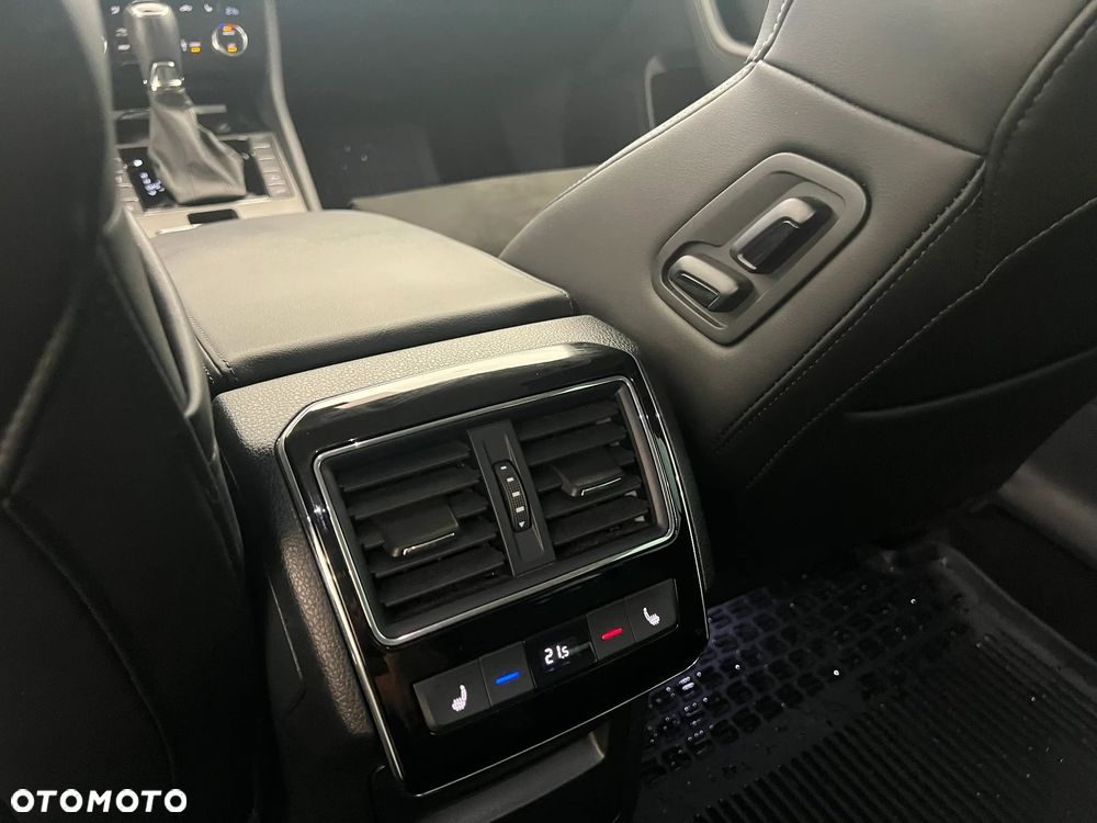 Skoda Superb 2.0 TDI SCR Style DSG - 29