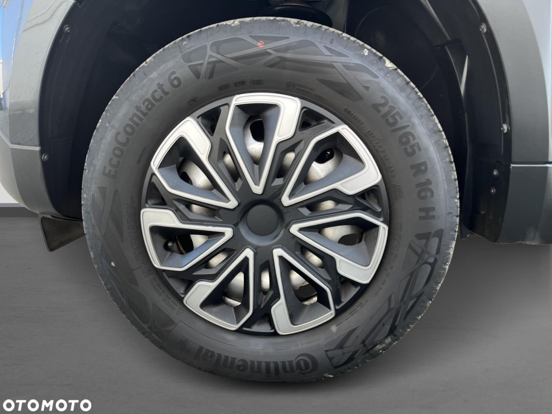 Dacia Duster 1.0 TCe Essential - 18