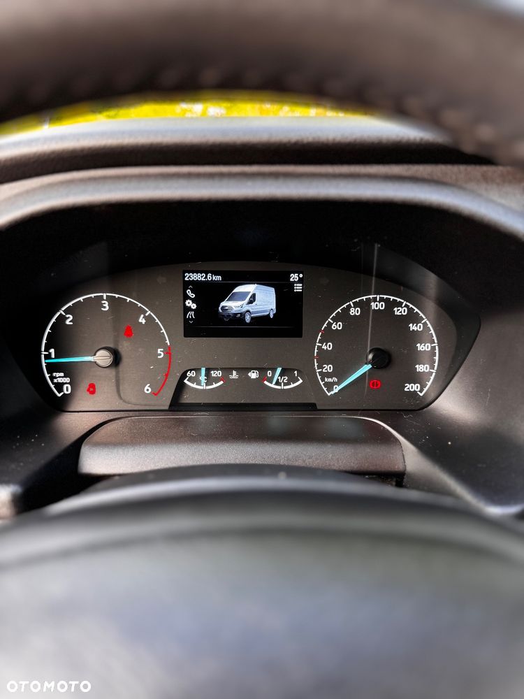 Ford Transit - 17