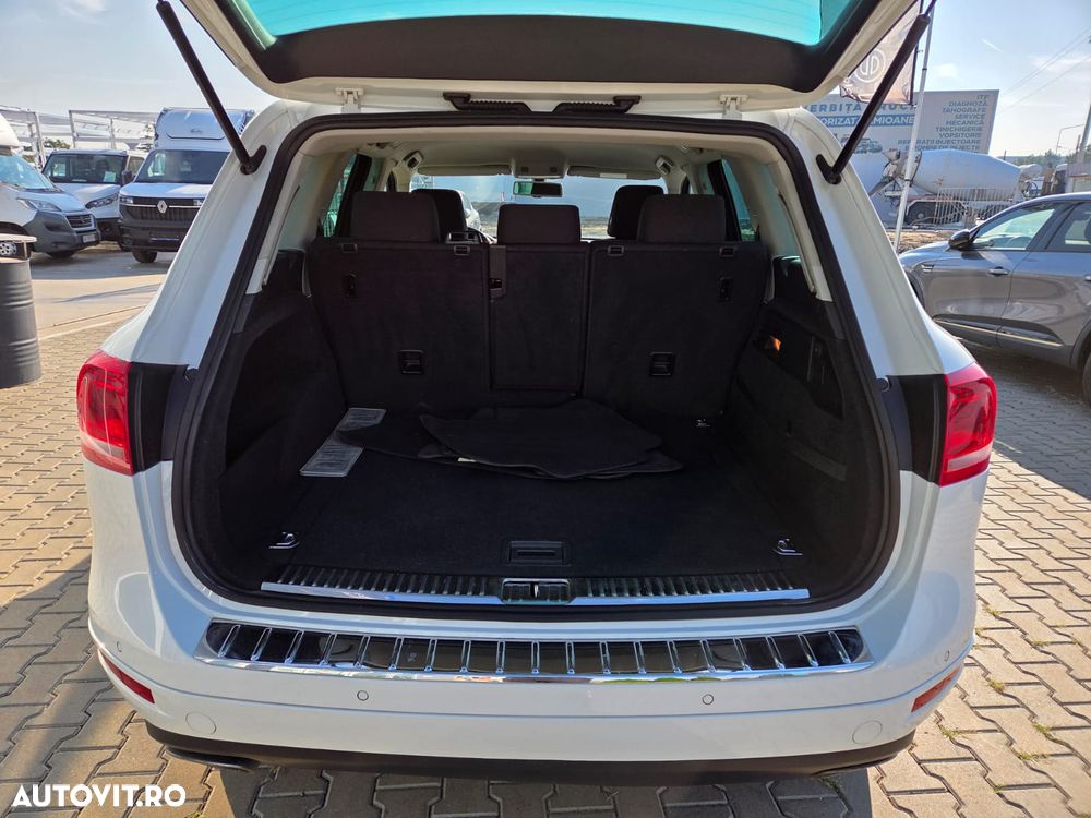 Volkswagen Touareg 3.0 V6 TDI BMT - 8