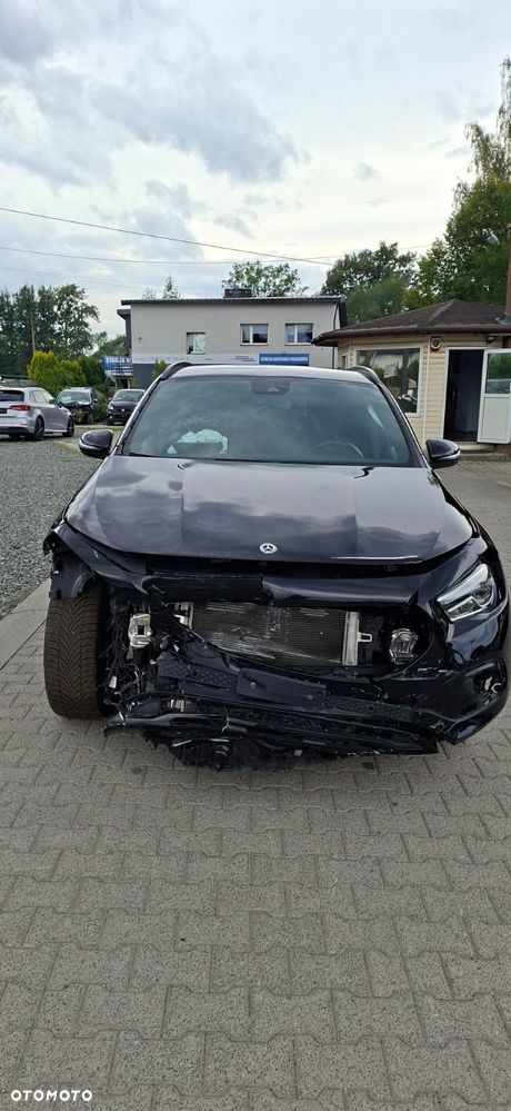 Mercedes-Benz GLA 200 d 4Matic 8G-DCT Style - 7
