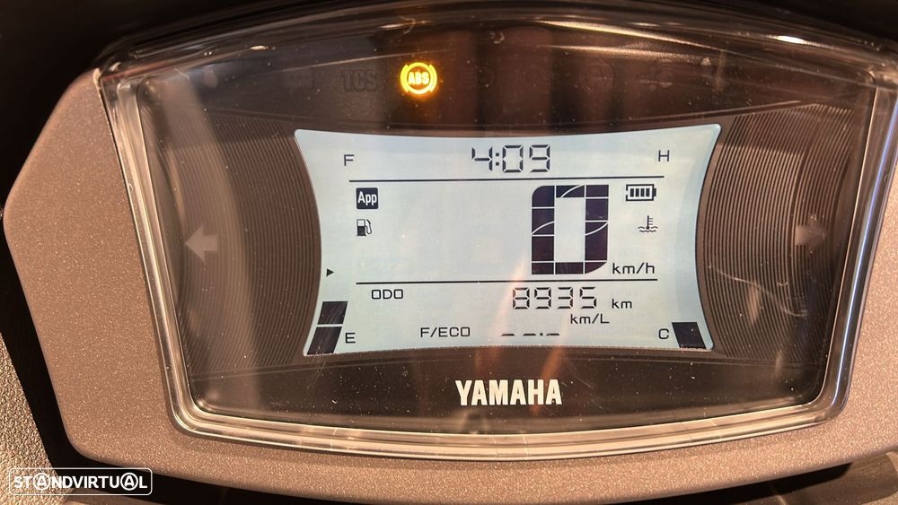 Yamaha NMAX - 3