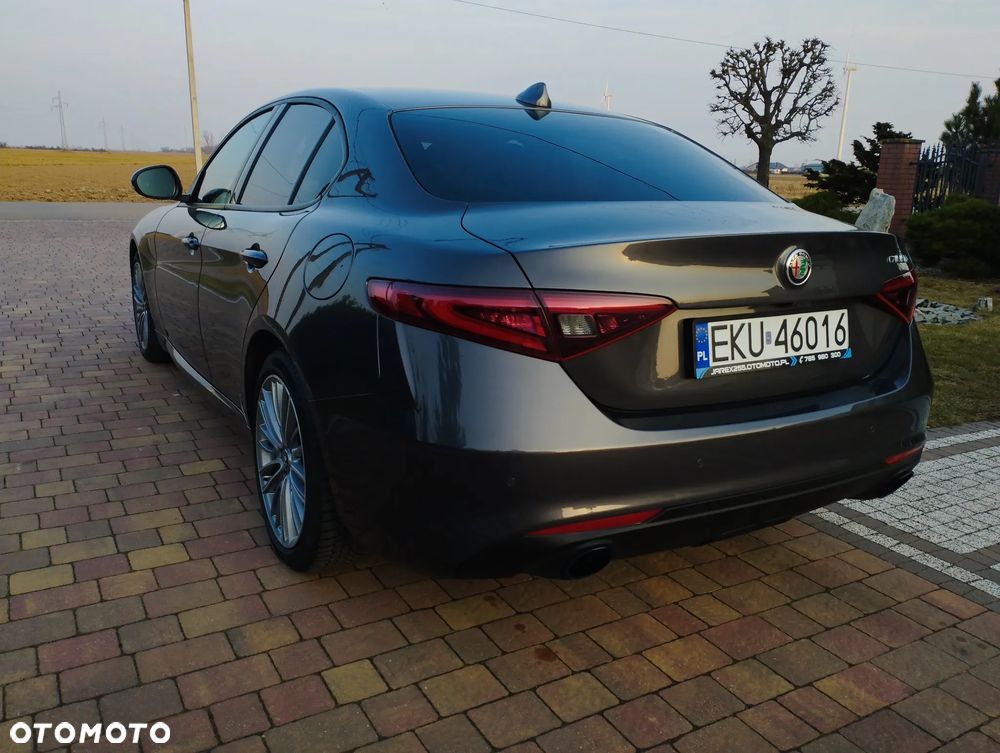 Alfa Romeo Giulia 2.0 Turbo Sprint - 4