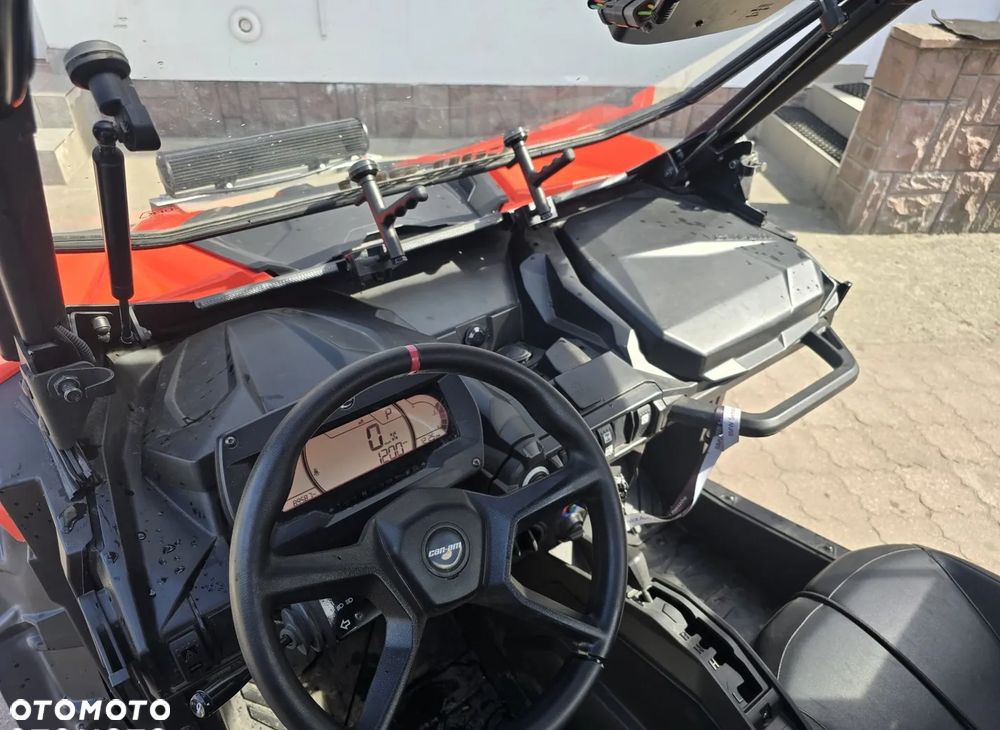 Can-Am Maverick - 6