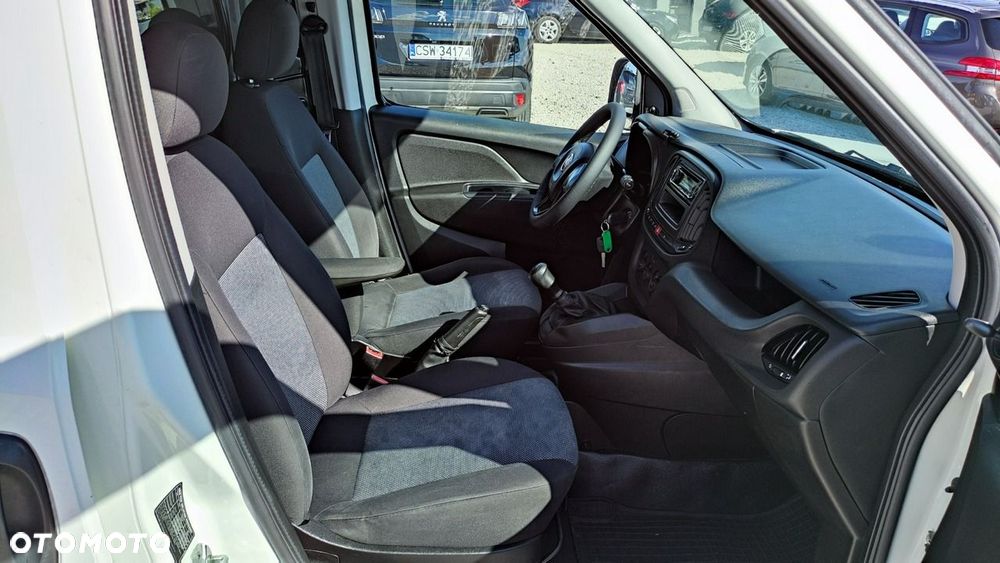Fiat Doblo - 25