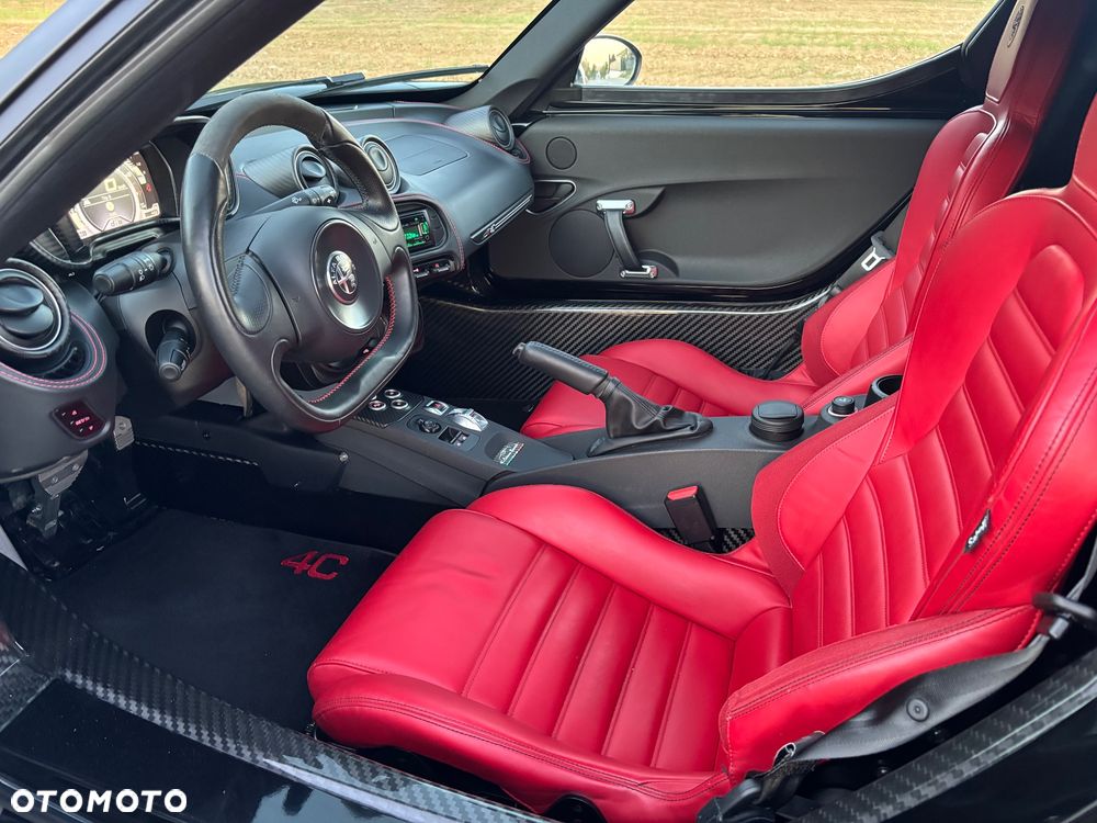 Alfa Romeo 4C - 18