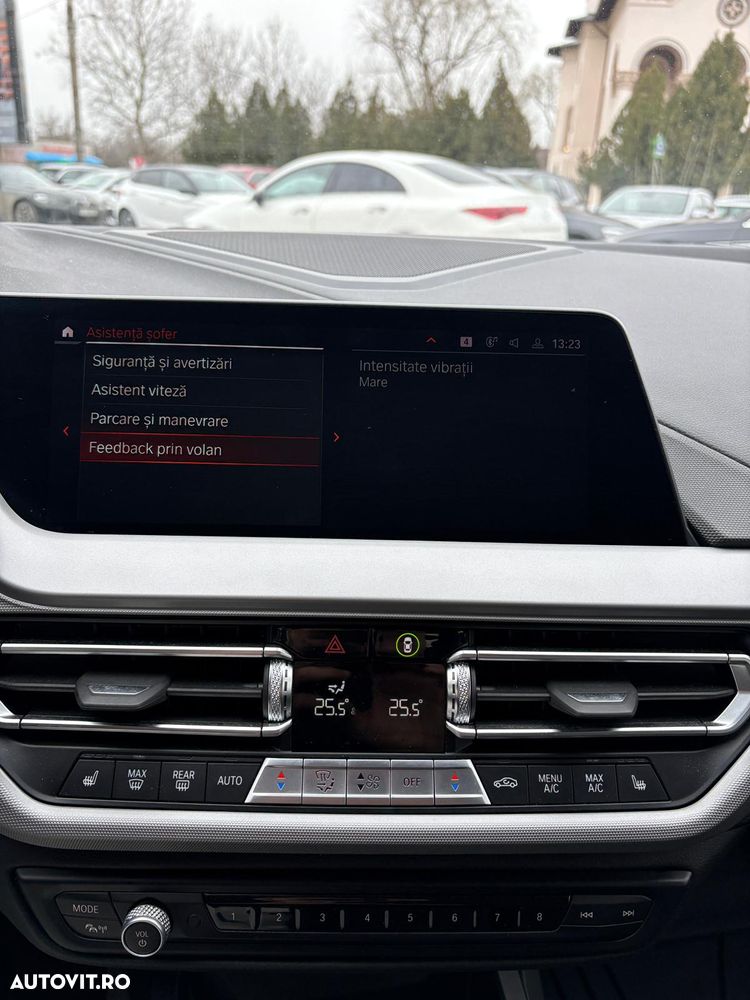 BMW Seria 1 120i Aut. Sport Line - 21