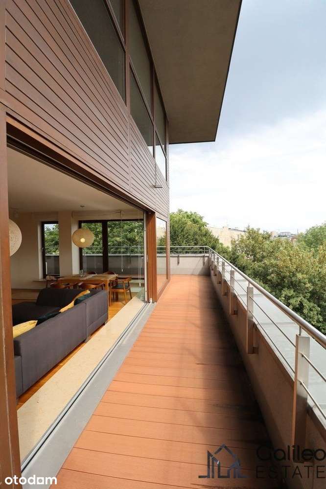 Przestronny apartament w centrum, widok na park