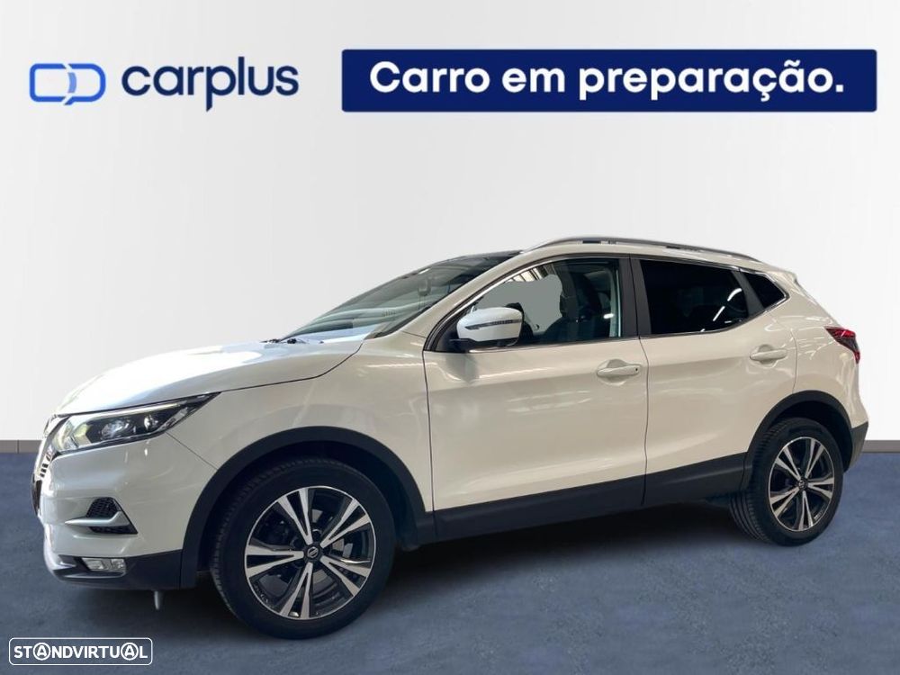 Nissan Qashqai 1.3 DIG-T N-Connecta - 1