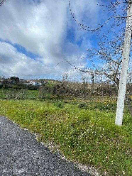 OPORTUNIDADE - Terreno com 1400 m/2 - Construção de 700/m2 - Grande imagem: 3/6