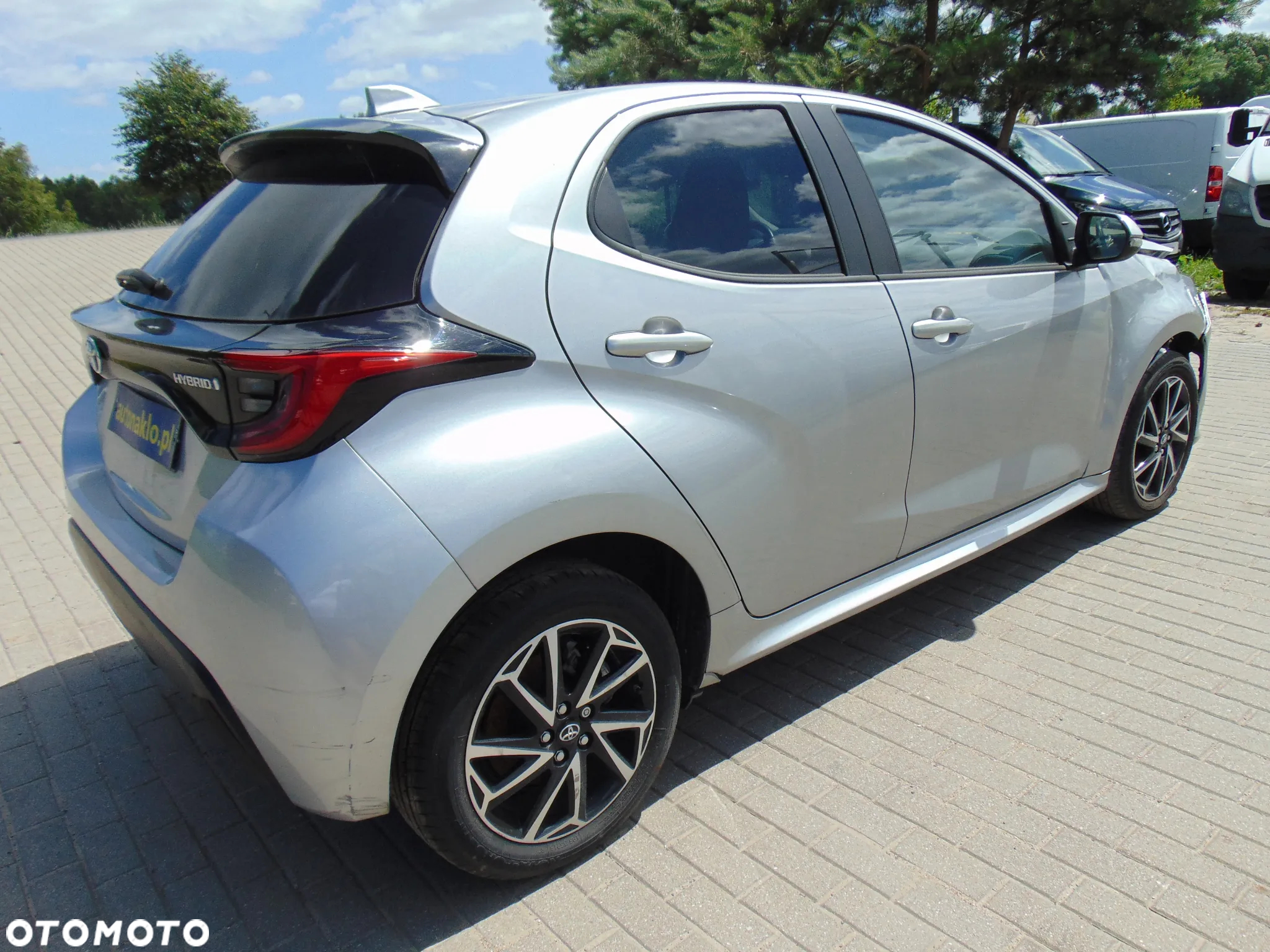 Toyota Yaris Hybrid 1.5 VVT-i - 3